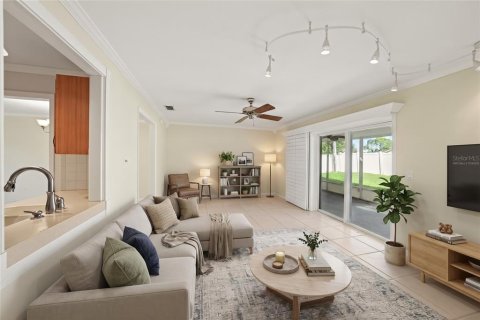 House in Largo, Florida 3 bedrooms, 132.29 sq.m. № 2419194 - photo 5