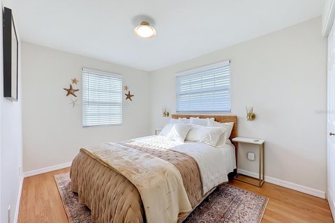 Casa en venta en Holmes Beach, Florida, 3 dormitorios, 90.3 m2 № 2149515 - foto 18