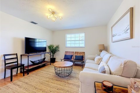 Casa en venta en Holmes Beach, Florida, 3 dormitorios, 90.3 m2 № 2149515 - foto 12