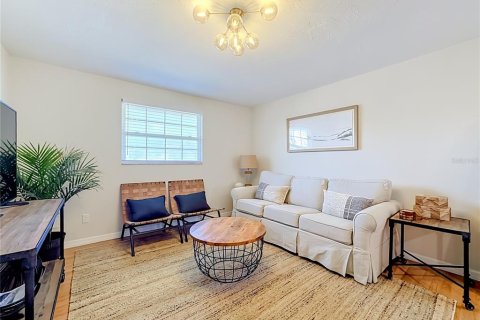 Casa en venta en Holmes Beach, Florida, 3 dormitorios, 90.3 m2 № 2149515 - foto 14