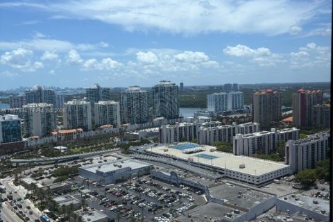 Copropriété à louer à Sunny Isles Beach, Floride: 4 chambres, 230.86 m2 № 1999607 - photo 7