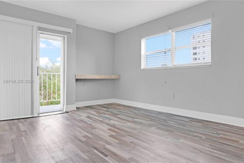 Appartement à louer à Miami Beach, Floride: 1 chambre, 55 m2 № 2084567 - photo 17