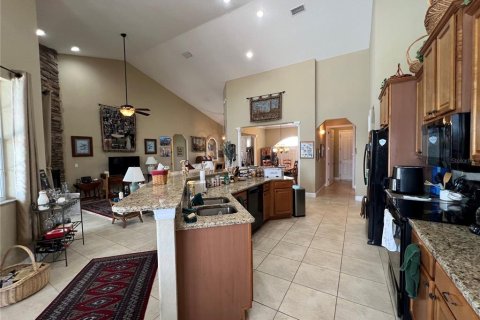 House in Ocala, Florida 3 bedrooms, 209.96 sq.m. № 1854338 - photo 13
