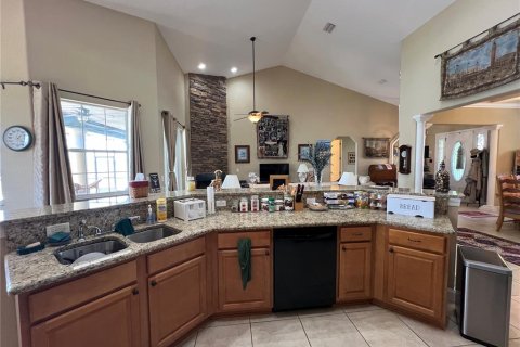 House in Ocala, Florida 3 bedrooms, 209.96 sq.m. № 1854338 - photo 14