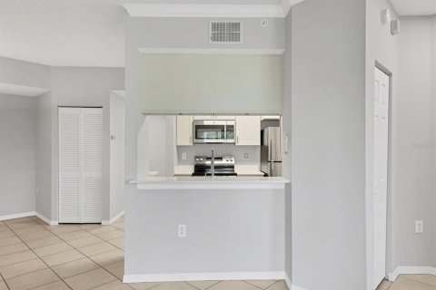 Condo in Sarasota, Florida, 2 bedrooms  № 1757714 - photo 18