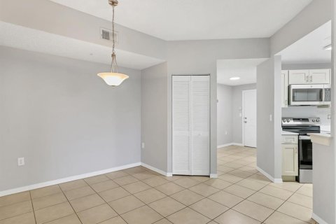 Condo in Sarasota, Florida, 2 bedrooms  № 1757714 - photo 22