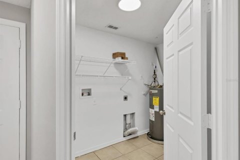 Condo in Sarasota, Florida, 2 bedrooms  № 1757714 - photo 5