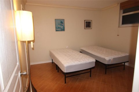 Condominio en venta en Pompano Beach, Florida, 2 dormitorios, 105.91 m2 № 2250309 - foto 16