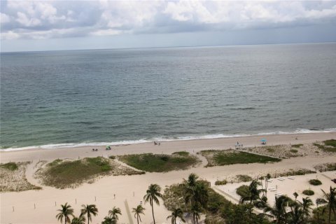 Condominio en venta en Pompano Beach, Florida, 2 dormitorios, 105.91 m2 № 2250309 - foto 30