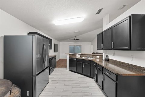 Casa en venta en Cocoa, Florida, 4 dormitorios, 177.44 m2 № 2156080 - foto 13