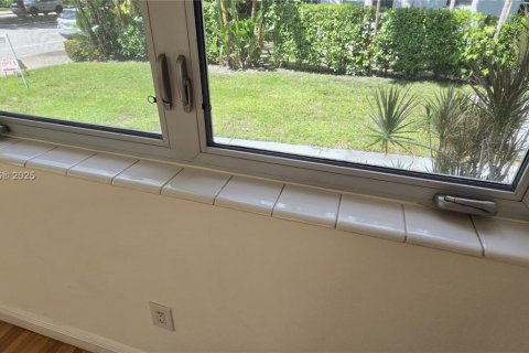 Apartment in Coral Gables, Florida 4 bedrooms, 170.1 sq.m. № 1929738 - photo 20