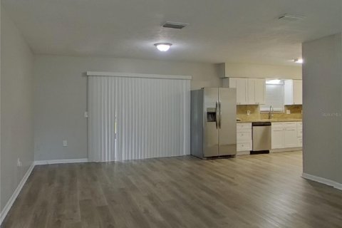 Studio in Brandon, Florida № 1912183 - photo 6