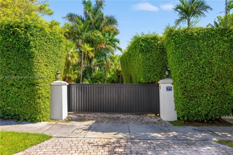 Villa ou maison à louer à Miami Beach, Floride: 3 chambres, 248.98 m2 № 1954872 - photo 7