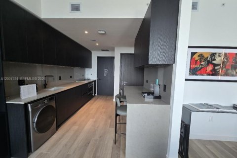 Copropriété à louer à Miami, Floride: 44.69 m2 № 2072028 - photo 14