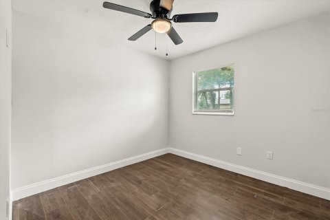 House in Maitland, Florida 4 bedrooms, 149.11 sq.m. № 1805762 - photo 13