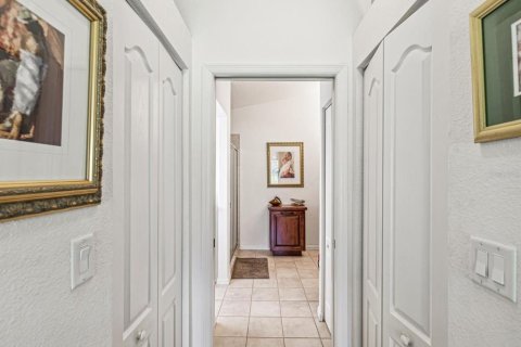 Купить виллу или дом в Нью-Порт-Ричи, Флорида 6 комнат, 149.39м2, № 2220630 - фото 18