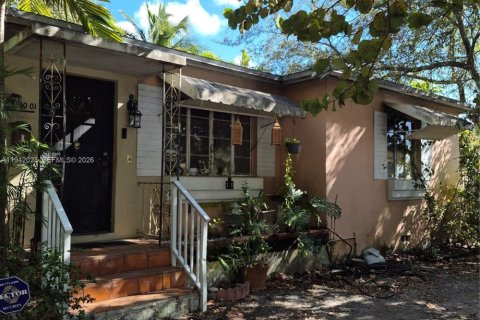 Дом в Майами, Флорида 2 спальни № 1999055