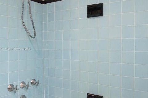 Copropriété à louer à Miami Beach, Floride: 36.42 m2 № 1982395 - photo 4