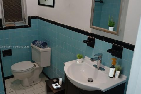 Copropriété à louer à Miami Beach, Floride: 36.42 m2 № 1982395 - photo 5