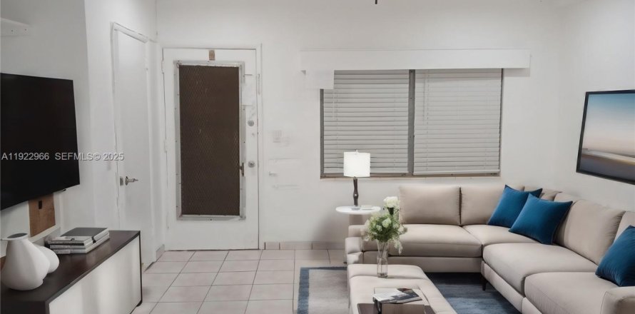 Studio à Condo à Miami Beach, Floride № 1982395