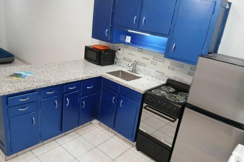 Copropriété à louer à Miami Beach, Floride: 36.42 m2 № 1982395 - photo 7