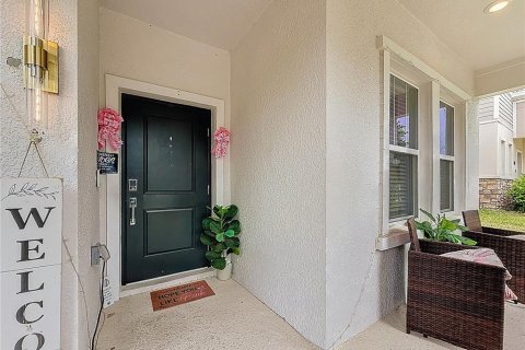 House in Apopka, Florida 4 bedrooms, 227.24 sq.m. № 2095336 - photo 12