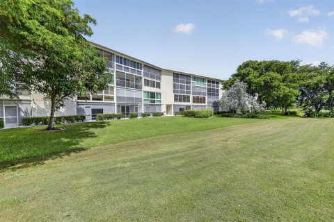 Купить кондоминиум в Коконат Крик, Флорида 3 комнаты, 79.99м2, № 2180426 - фото 28