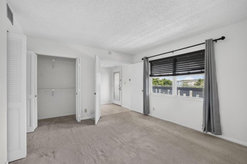 Купить кондоминиум в Коконат Крик, Флорида 3 комнаты, 79.99м2, № 2180426 - фото 8