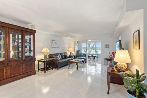 Copropriété à vendre à Delray Beach, Floride: 2 chambres, 139.35 m2 № 2402280 - photo 12