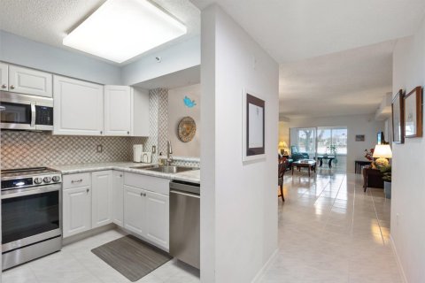 Copropriété à vendre à Delray Beach, Floride: 2 chambres, 139.35 m2 № 2402280 - photo 5