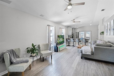 Casa en venta en Gibsonton, Florida, 3 dormitorios, 118.91 m2 № 1919488 - foto 3