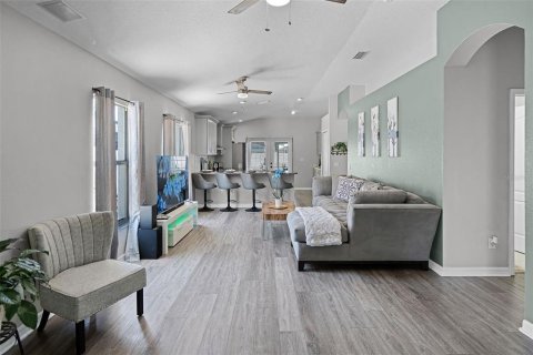 Casa en venta en Gibsonton, Florida, 3 dormitorios, 118.91 m2 № 1919488 - foto 5