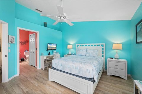 House in Punta Gorda, Florida 2 bedrooms, 107.95 sq.m. № 2111021 - photo 21
