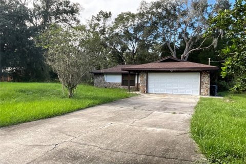 House in Crystal River, Florida 2 bedrooms, 118.64 sq.m. № 2369643