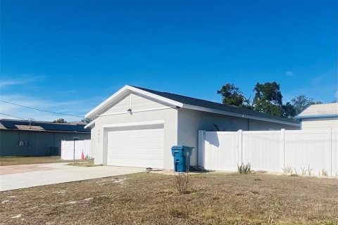 Casa en venta en Spring Hill, Florida, 3 dormitorios, 148.64 m2 № 2151704 - foto 2