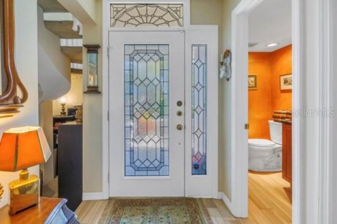 Townhouse in Saint Petersburg, Florida 2 bedrooms, 137.96 sq.m. № 1551122 - photo 11