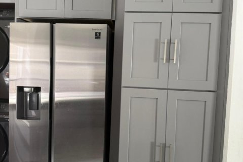 Casa en venta en Pembroke Pines, Florida, 3 dormitorios, 155.61 m2 № 2246170 - foto 5