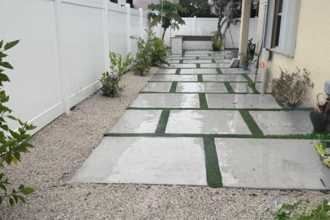 Casa en venta en Pembroke Pines, Florida, 3 dormitorios, 155.61 m2 № 2246170 - foto 15