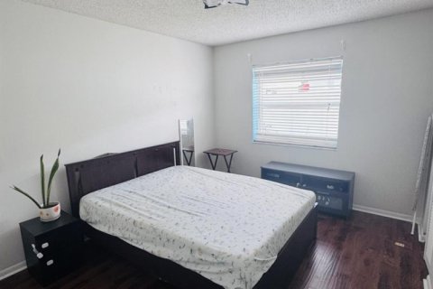 Casa en venta en Pembroke Pines, Florida, 3 dormitorios, 155.61 m2 № 2246170 - foto 19