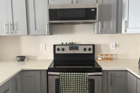 Casa en venta en Pembroke Pines, Florida, 3 dormitorios, 155.61 m2 № 2246170 - foto 7