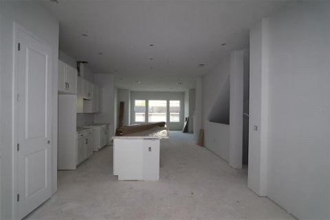 Adosado en venta en Tampa, Florida, 3 dormitorios, 181.35 m2 № 1829068 - foto 2