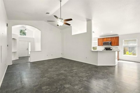 House in Leesburg, Florida 4 bedrooms, 164.34 sq.m. № 1869290 - photo 9