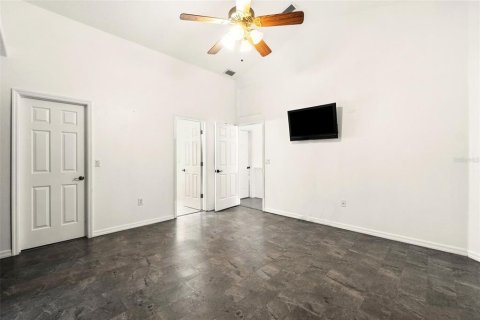 House in Leesburg, Florida 4 bedrooms, 164.34 sq.m. № 1869290 - photo 22