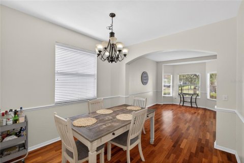 House in Orlando, Florida 4 bedrooms, 217.95 sq.m. № 2199966 - photo 5
