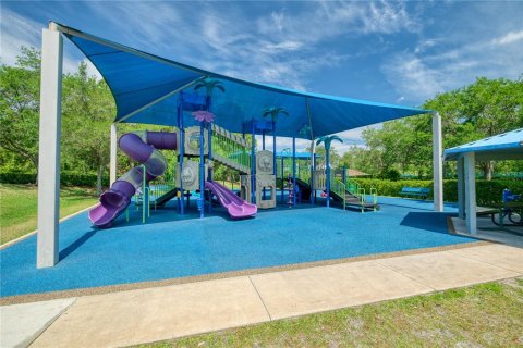 House in Orlando, Florida 4 bedrooms, 217.95 sq.m. № 2199966 - photo 30