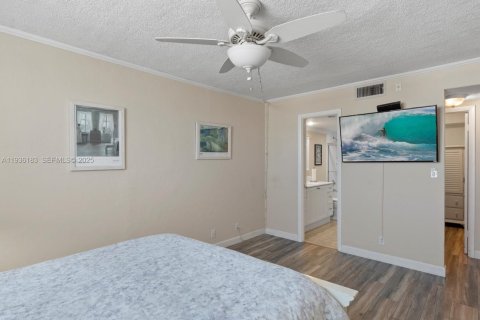 Copropriété à vendre à Hallandale Beach, Floride: 1 chambre, 81.48 m2 № 1994245 - photo 10