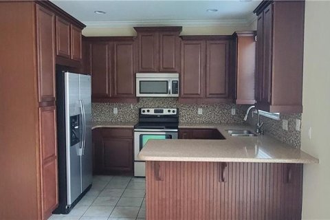Adosado en alquiler en Orlando, Florida, 3 dormitorios, 153.38 m2 № 1816240 - foto 10