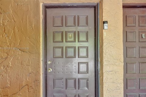 Купить кондоминиум в Лодерхилл, Флорида 1 спальня, 62.71м2, № 2018677 - фото 2