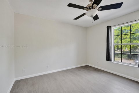 Купить кондоминиум в Лодерхилл, Флорида 1 спальня, 62.71м2, № 2018677 - фото 28