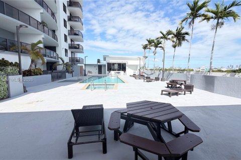 Copropriété à louer à Miami, Floride: 2 chambres, 104.33 m2 № 2006243 - photo 21